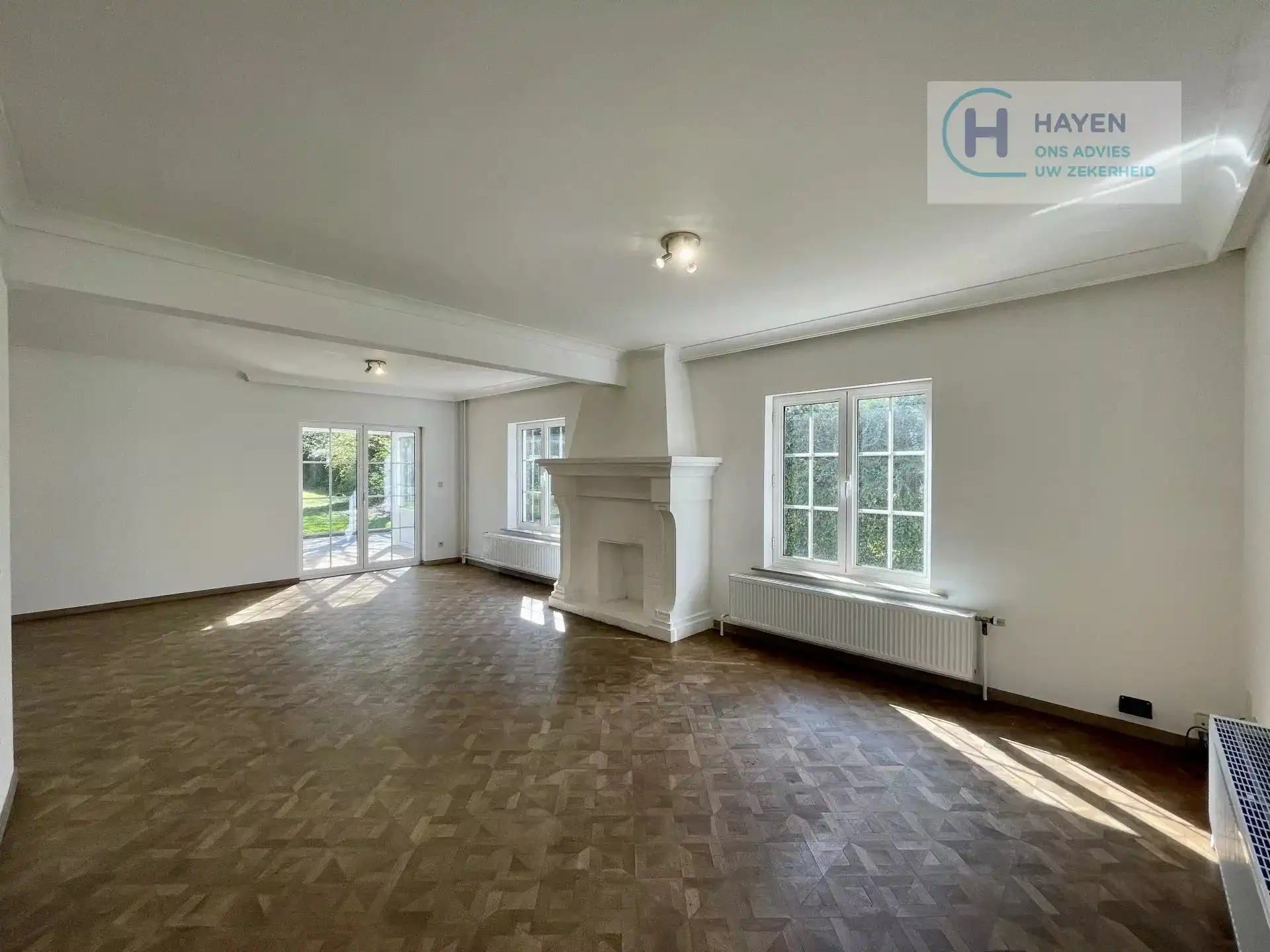 Villa met 4 slaapkamers en tuin foto 18