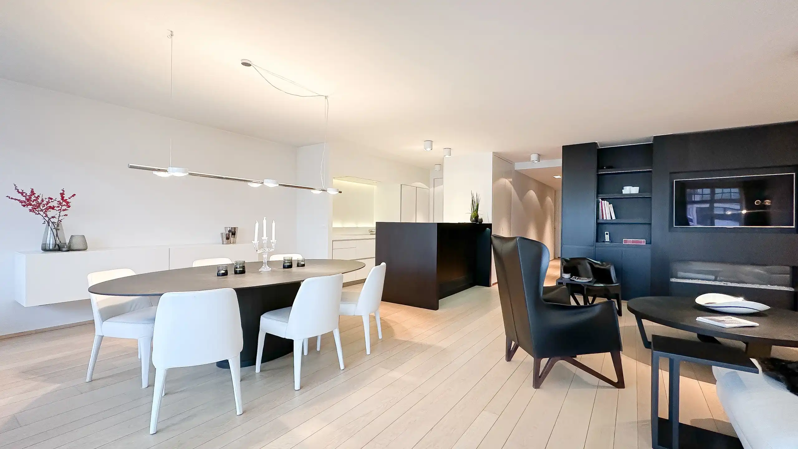 Uitzonderlijk appartement in de iconische residentie Carlton foto 6