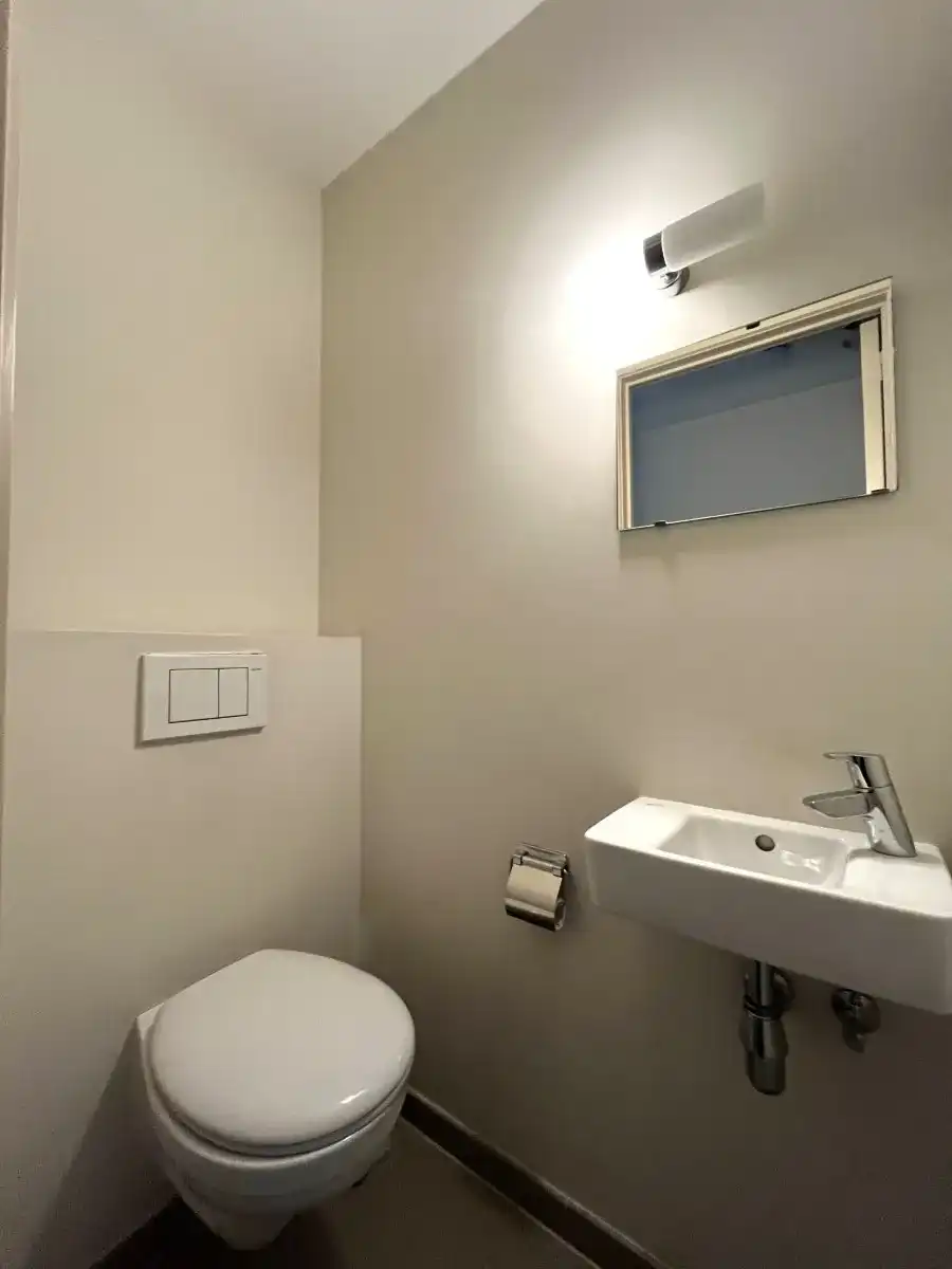 Roeselare – Ruim appartement met 3 slaapkamers en terras nabij het centrum foto 10