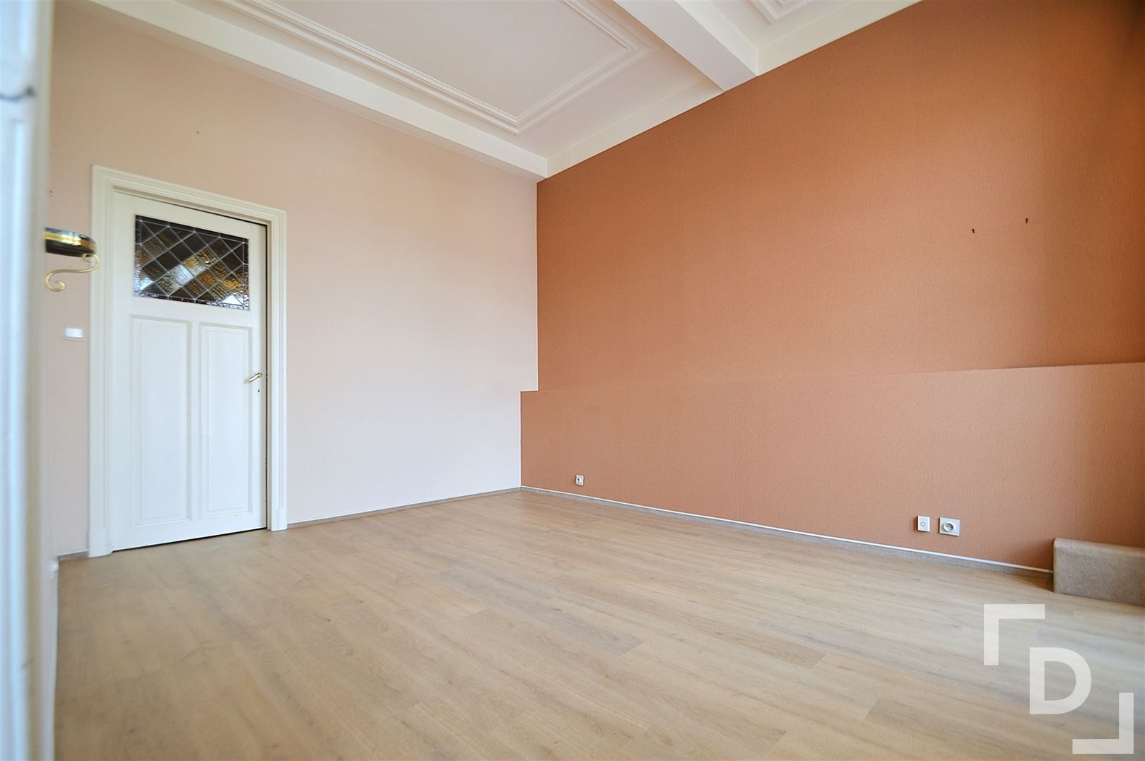 Ruim appartement op toplocatie in Ieper. foto 13
