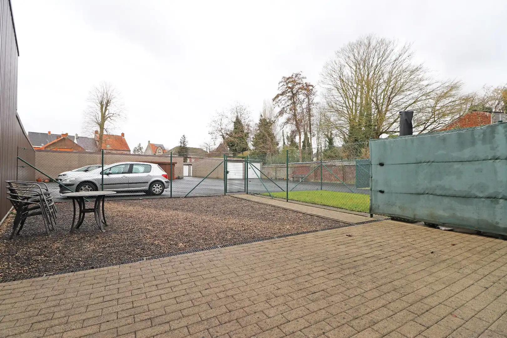 Gelijkvloers appartement met garage foto 8