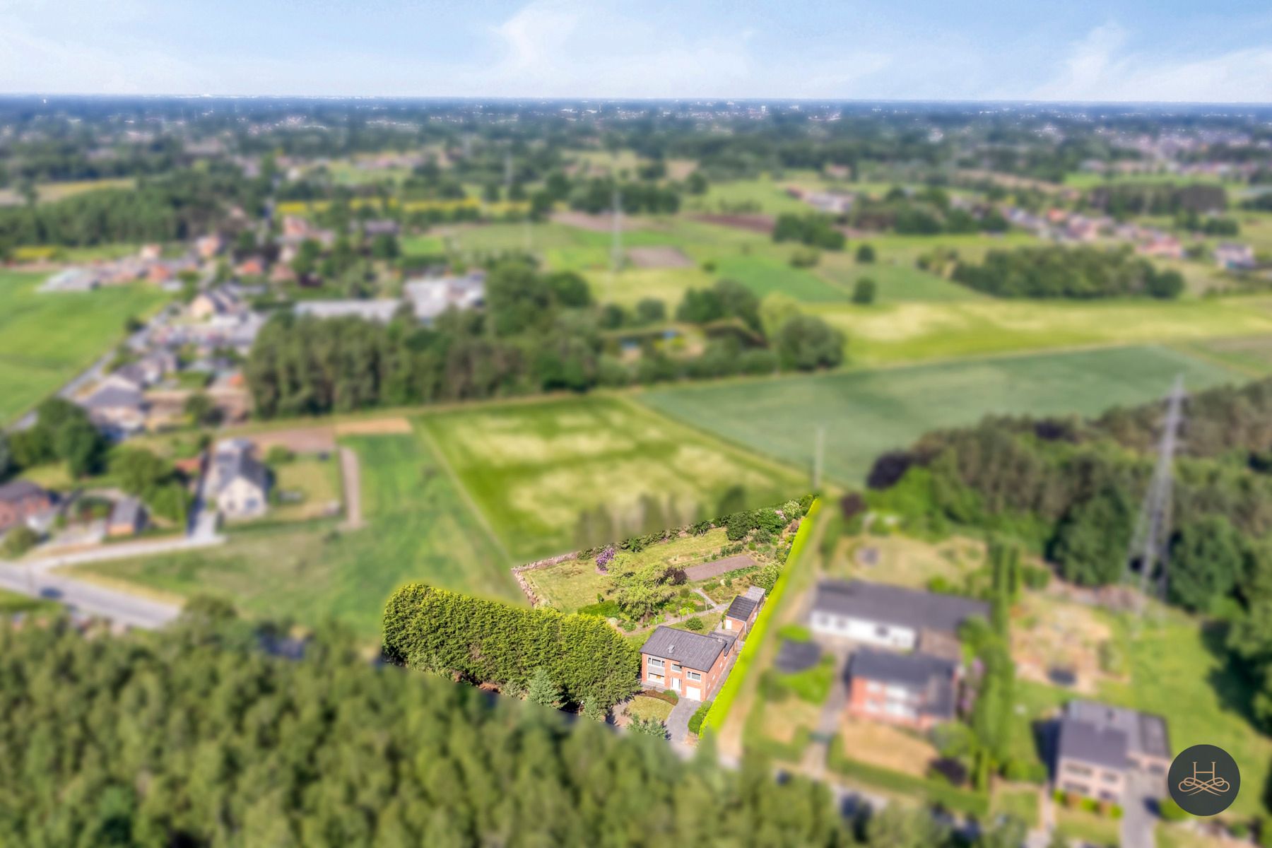 Charmant ruime renovatiewoning gelegen op een enorm perceel foto 36