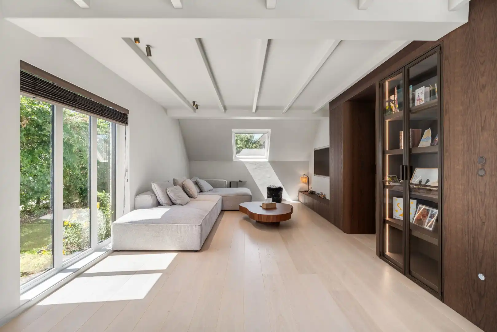 Exclusief gerenoveerde villa in een rustige doodlopende straat nabij het centrum van Knokke foto 8