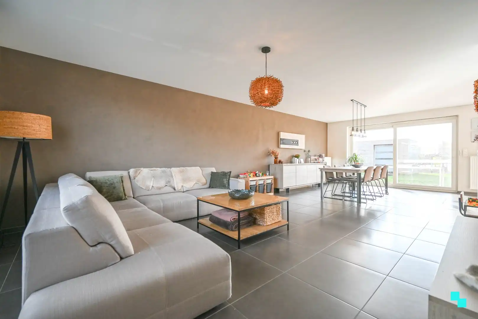 Instapklare, energiezuinige halfopen bebouwing in Oostrozebeke foto 4