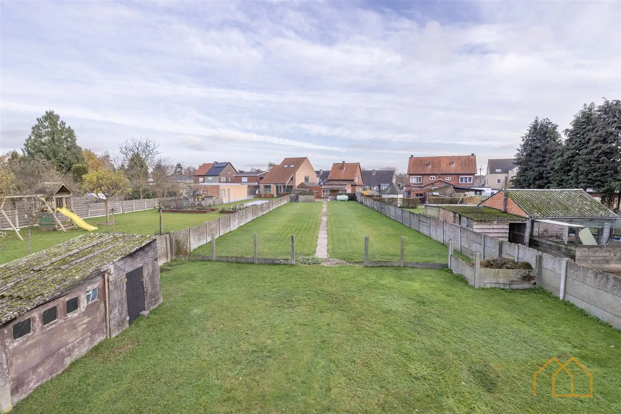 Op te frissen woning op 12a in centrum van Geel foto 2