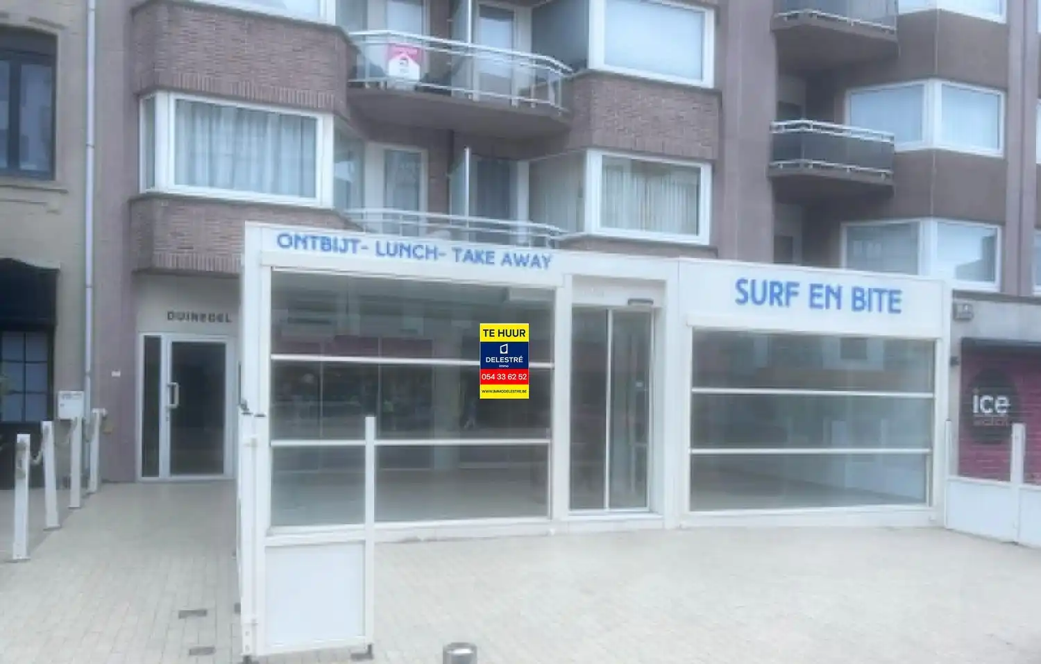 Instapklare nieuwbouw handelsruimte op A-locatie in Oostduinkerke foto {{pictureIndex}}