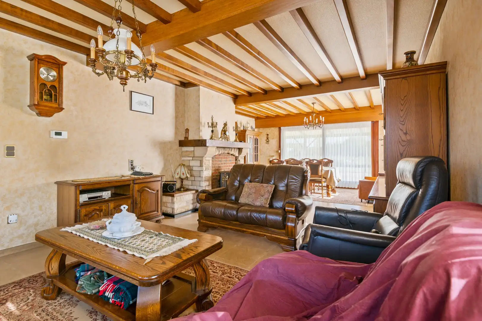 Gelijkvloerse woning op een perceel van 10180m²! foto 5