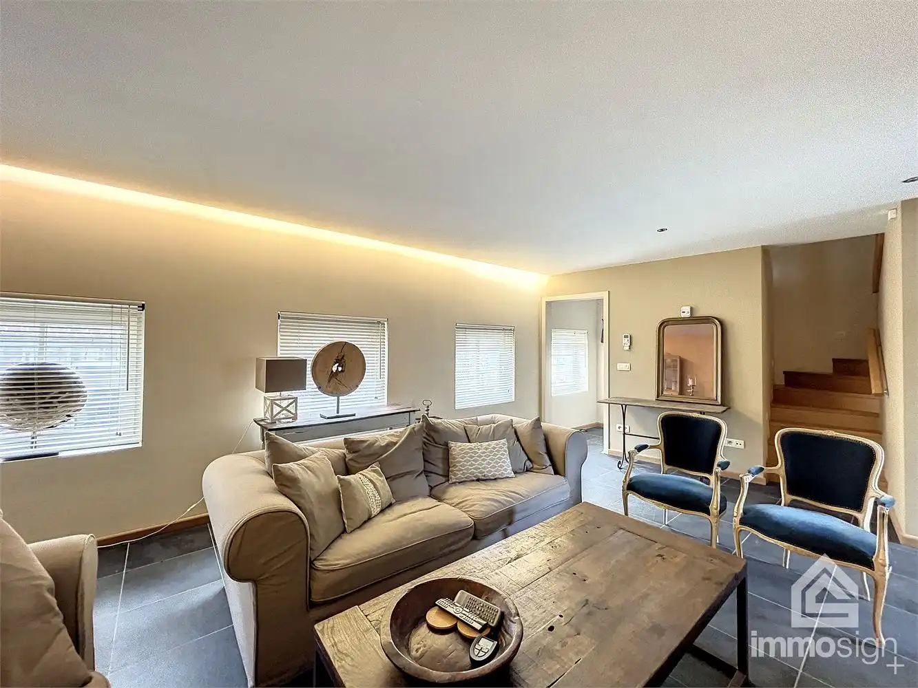 Prachtig handelspand met duplex midden in het centrum van Maaseik! foto 4