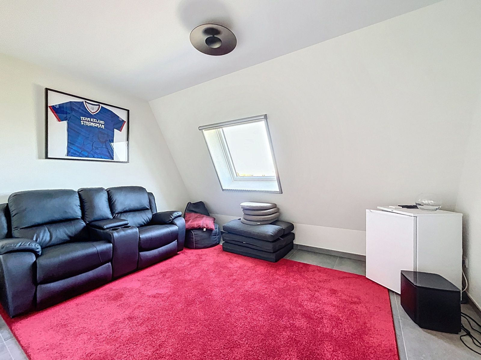 Instapklaar ruim app mét autostaanplaats en terras foto 14