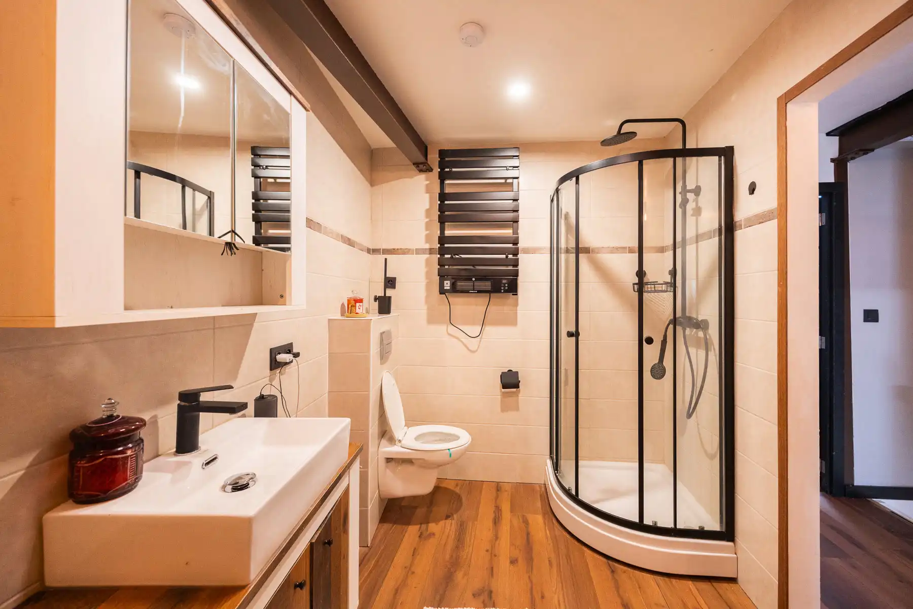 Centraal gelegen energiezuinige en instapklare woning foto 10