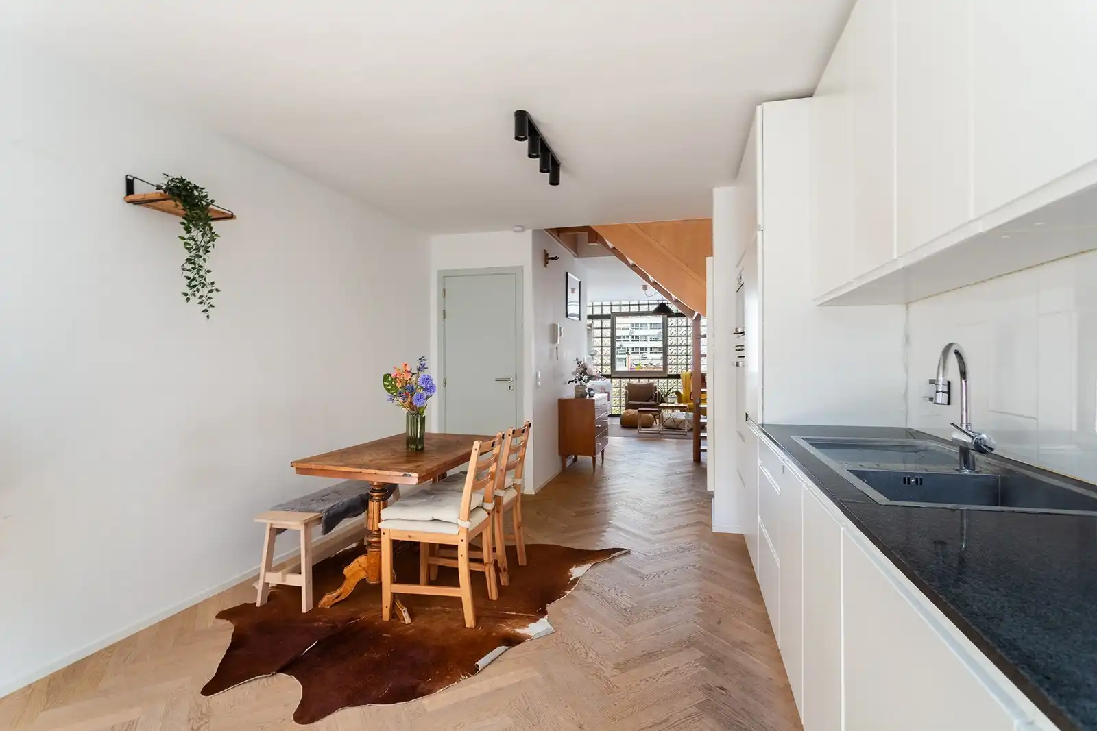 Duplex: 2 slaapkamers en 2 terrassen foto 6