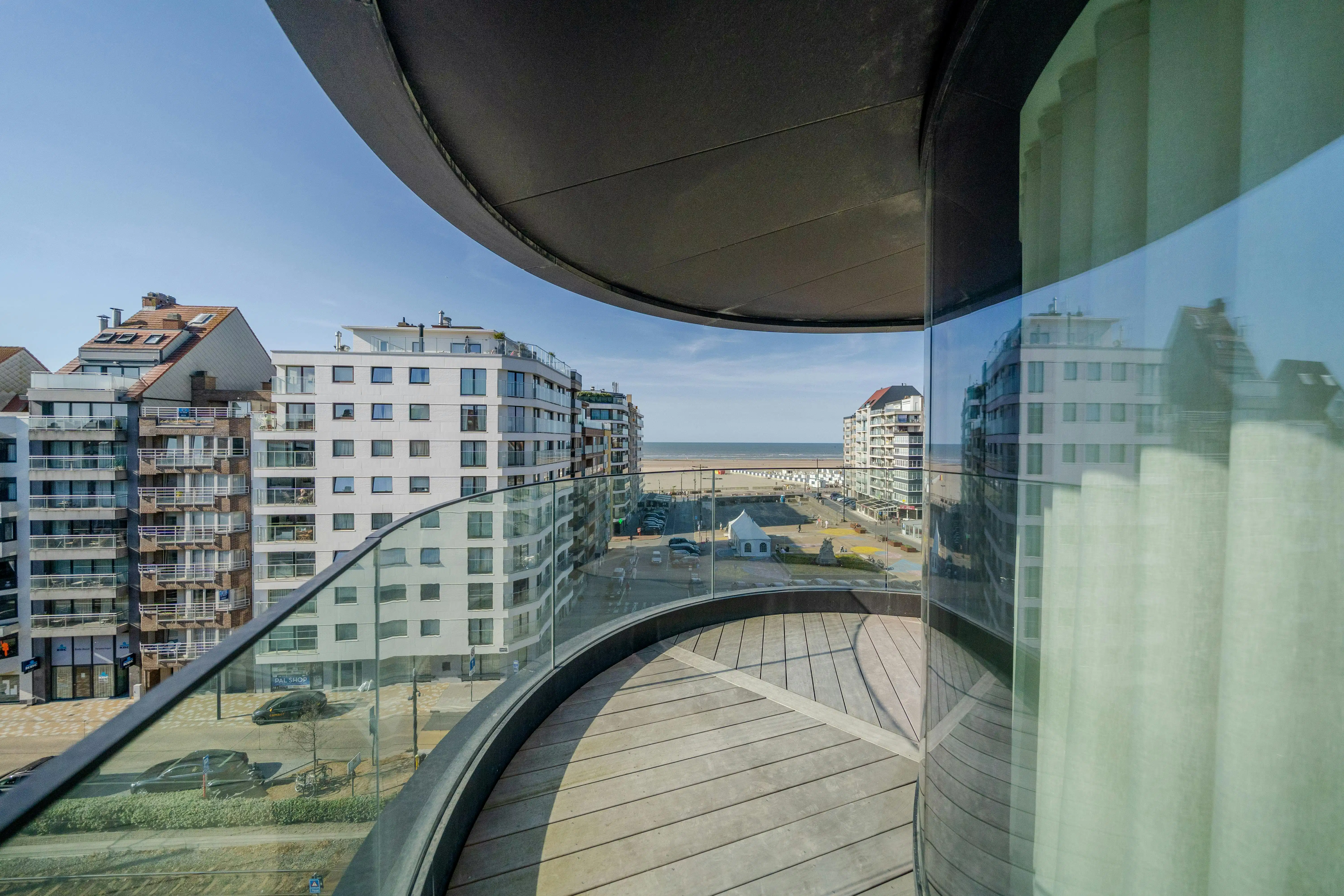 Luxe appartement te koop in de Heldentoren te Knokke-Heist foto 7