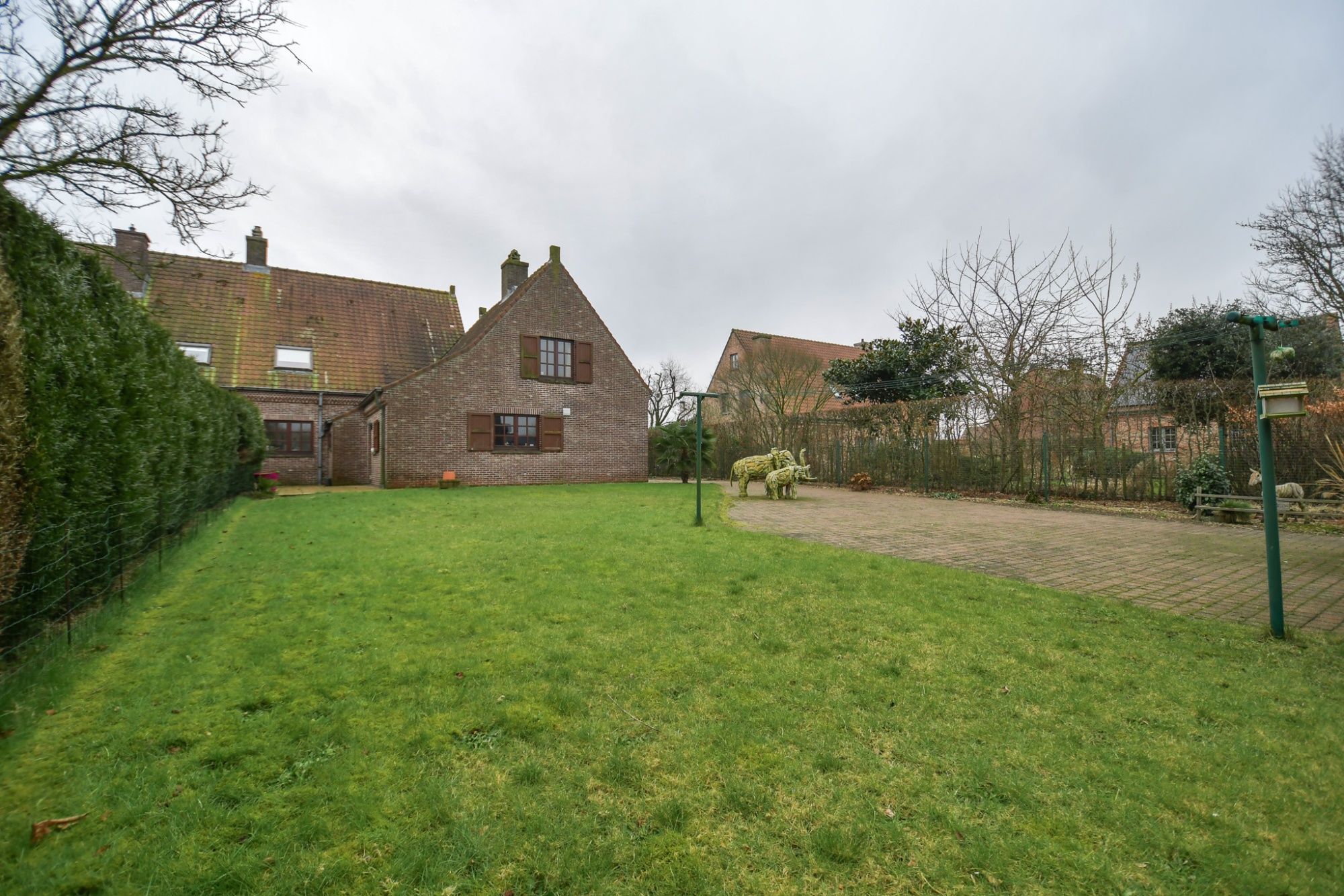 RUIME woning met grote tuin & tal van mogelijkheden op gunstige ligging foto 6