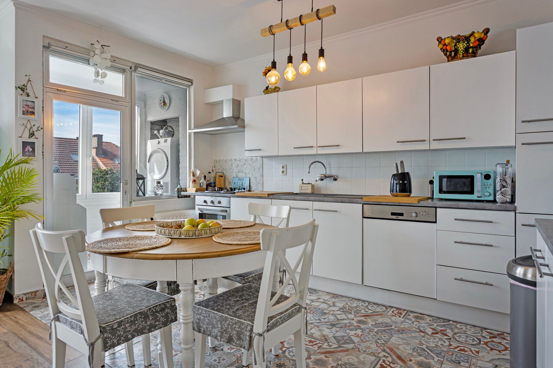 Instapklaar appartement met ruime garage en ingerichte kelderruimte te koop! foto 8