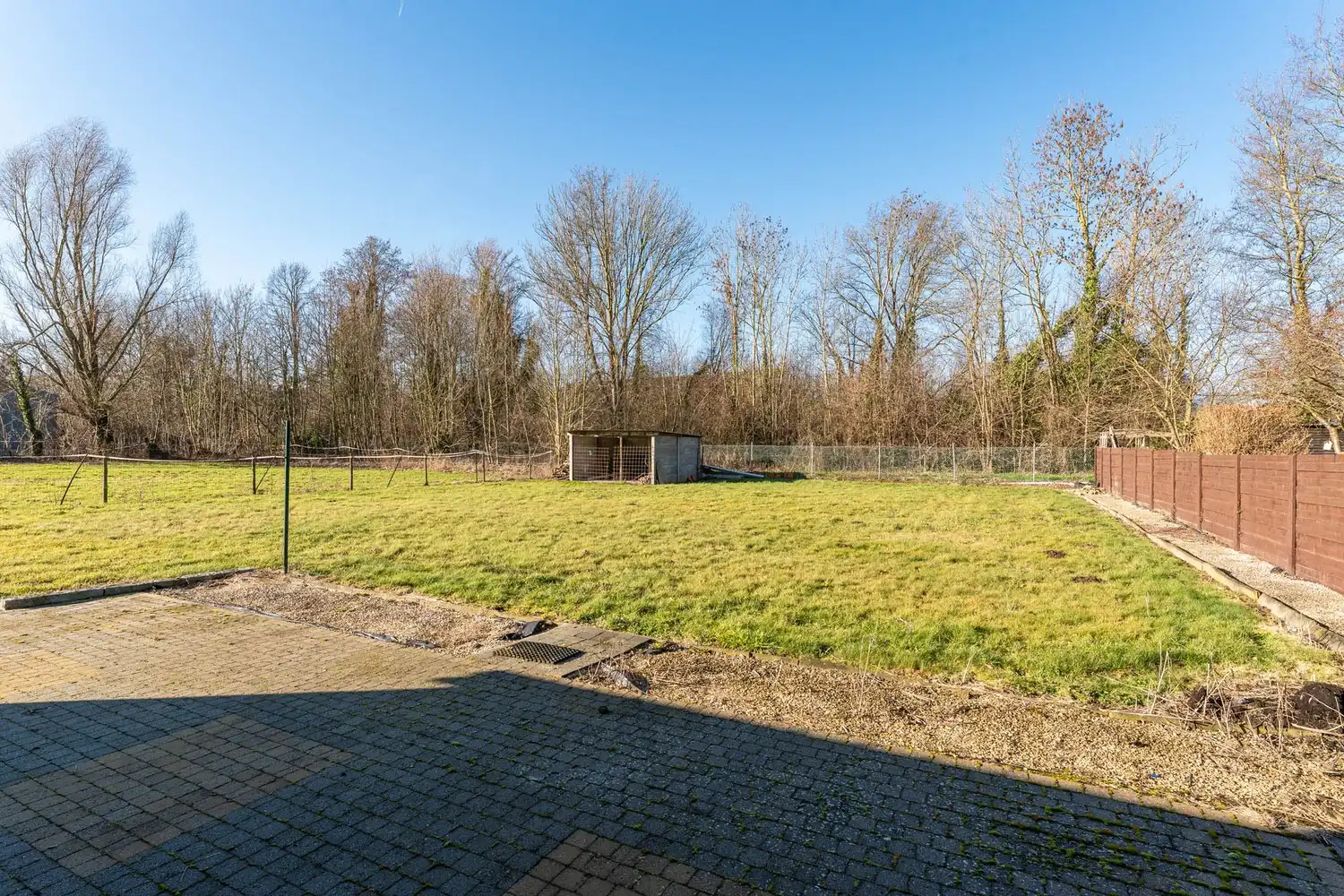 Rustig gelegen halfopen woning met 3 slaapkamers, garage en west gerichte tuin in Sint-Truiden foto 24