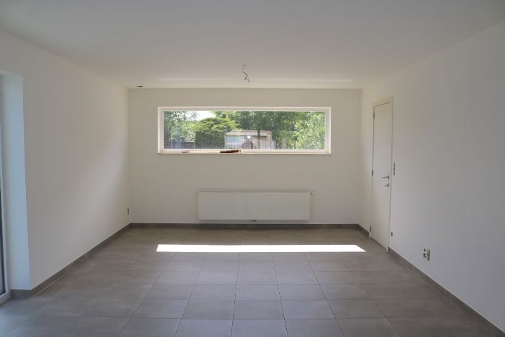 Toffe instapklare woning met 3 slaapkamers en carport foto 7