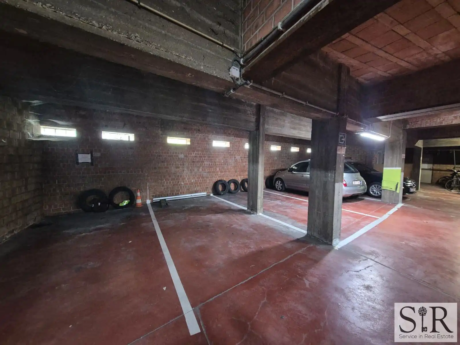 Parkeerplaats te huur foto 4