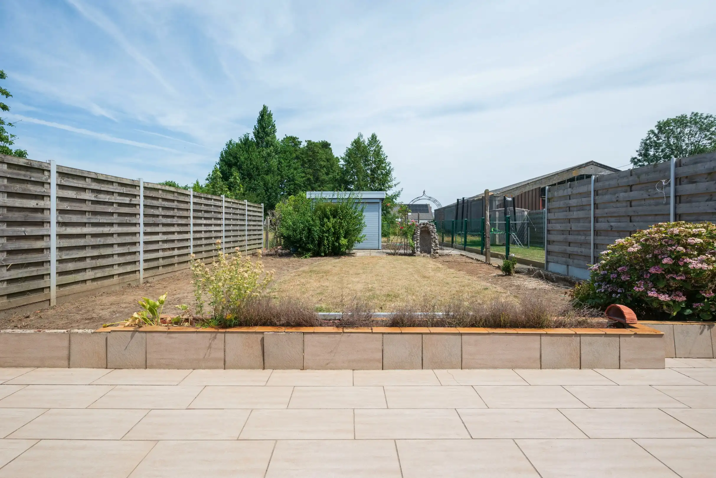 Goed onderhouden woning met garage, oprit en uitbreidingsmogelijkheden foto 4