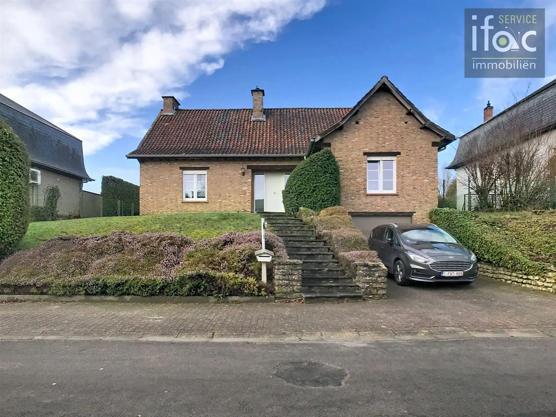 Mooie en rustig gelegen woning  foto {{pictureIndex}}