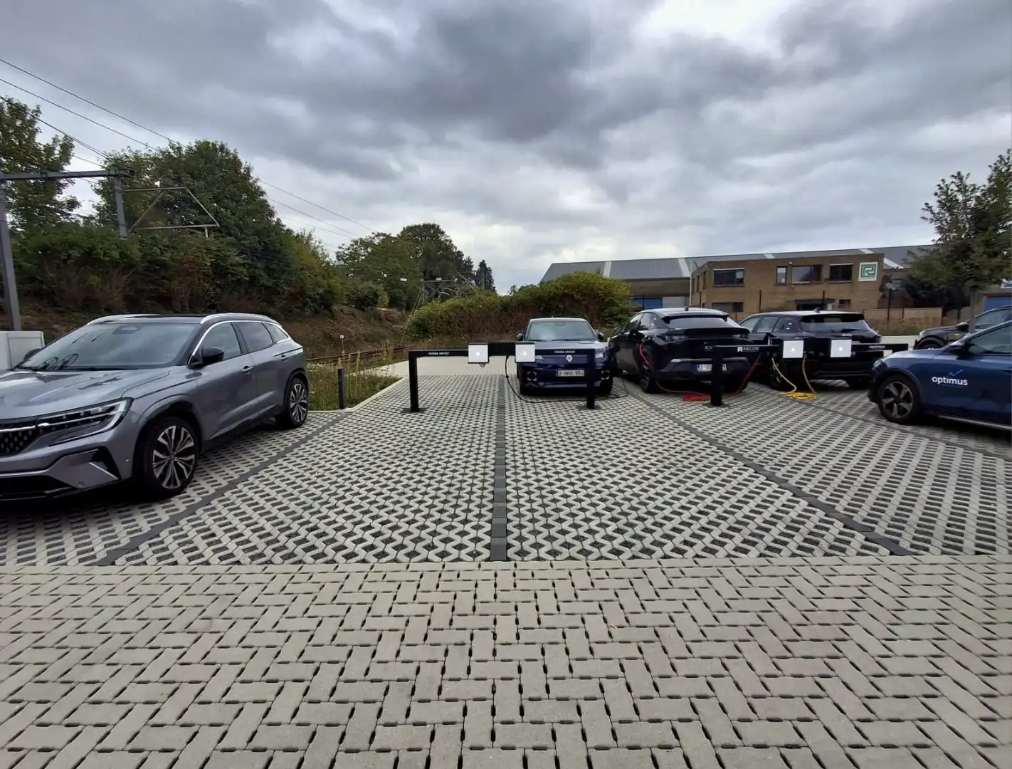 INSTAPKLAAR KANTOOR IN HARTJE TIELT foto 20