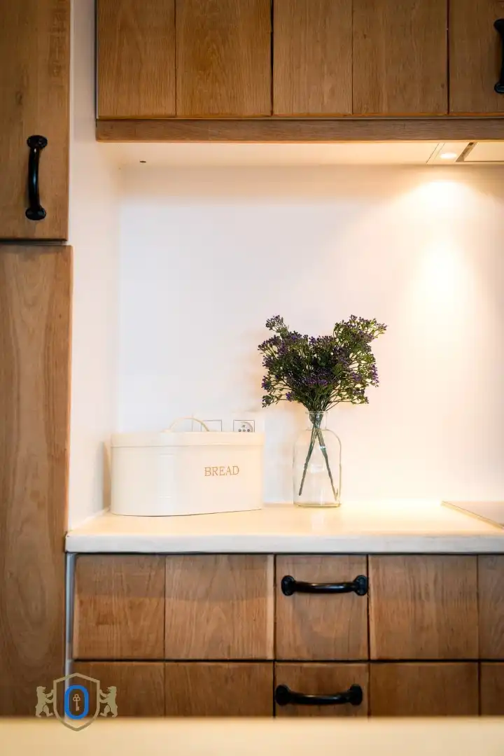 Halfopen 3-slpkr woning met tuin & carport foto 15