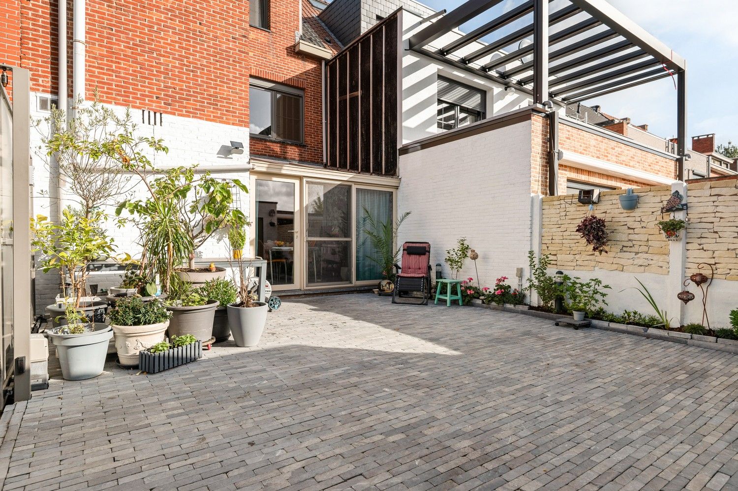 Ruime woning met 5 slaapkamers en tuin te Schoten! foto 9