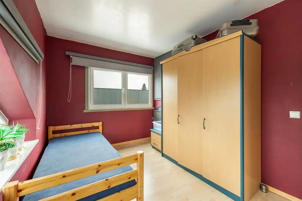 Woning met grote tuin op centrale locatie foto 18