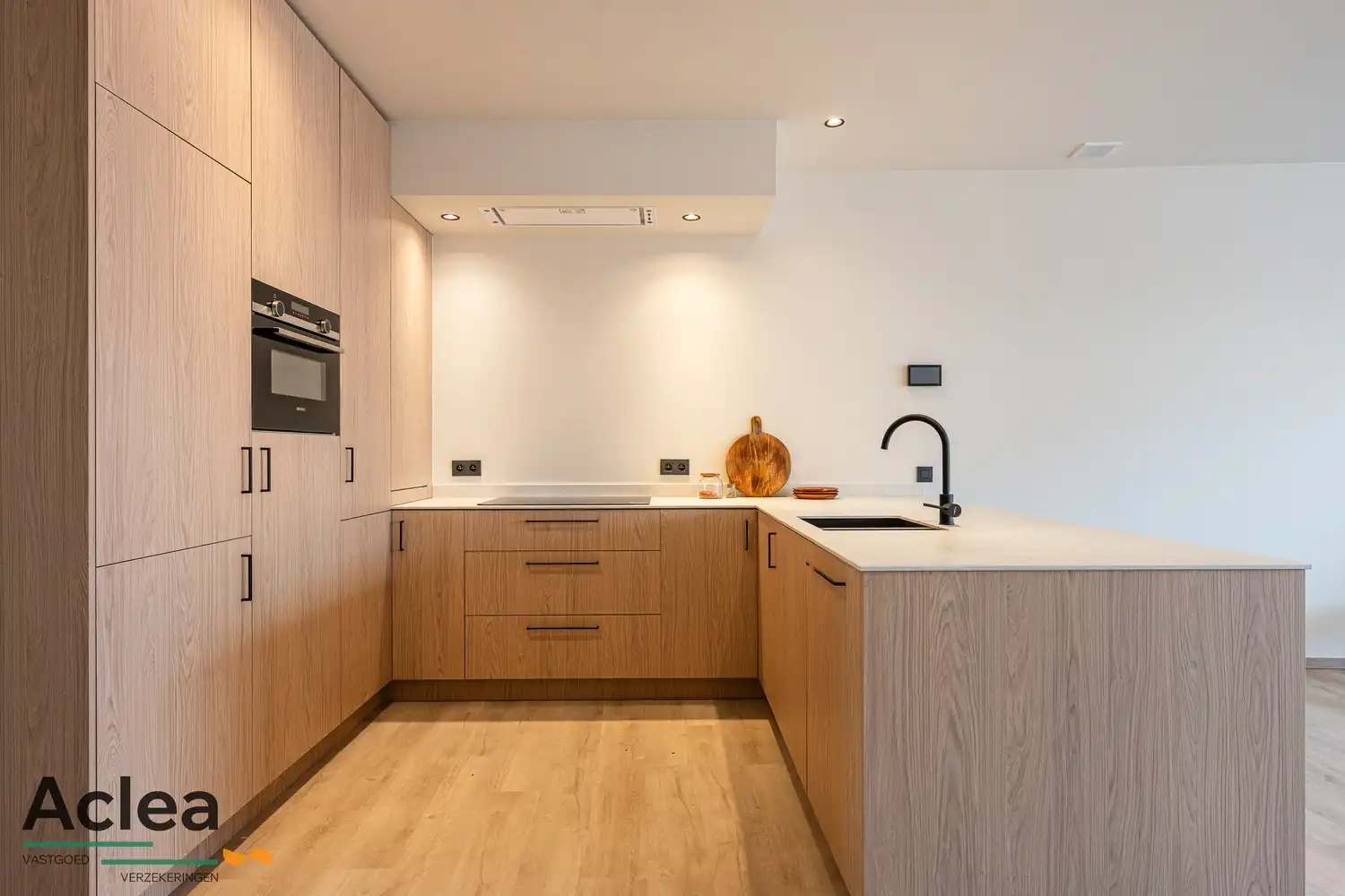 Ruime woning in het centrum van Kaprijke foto 13