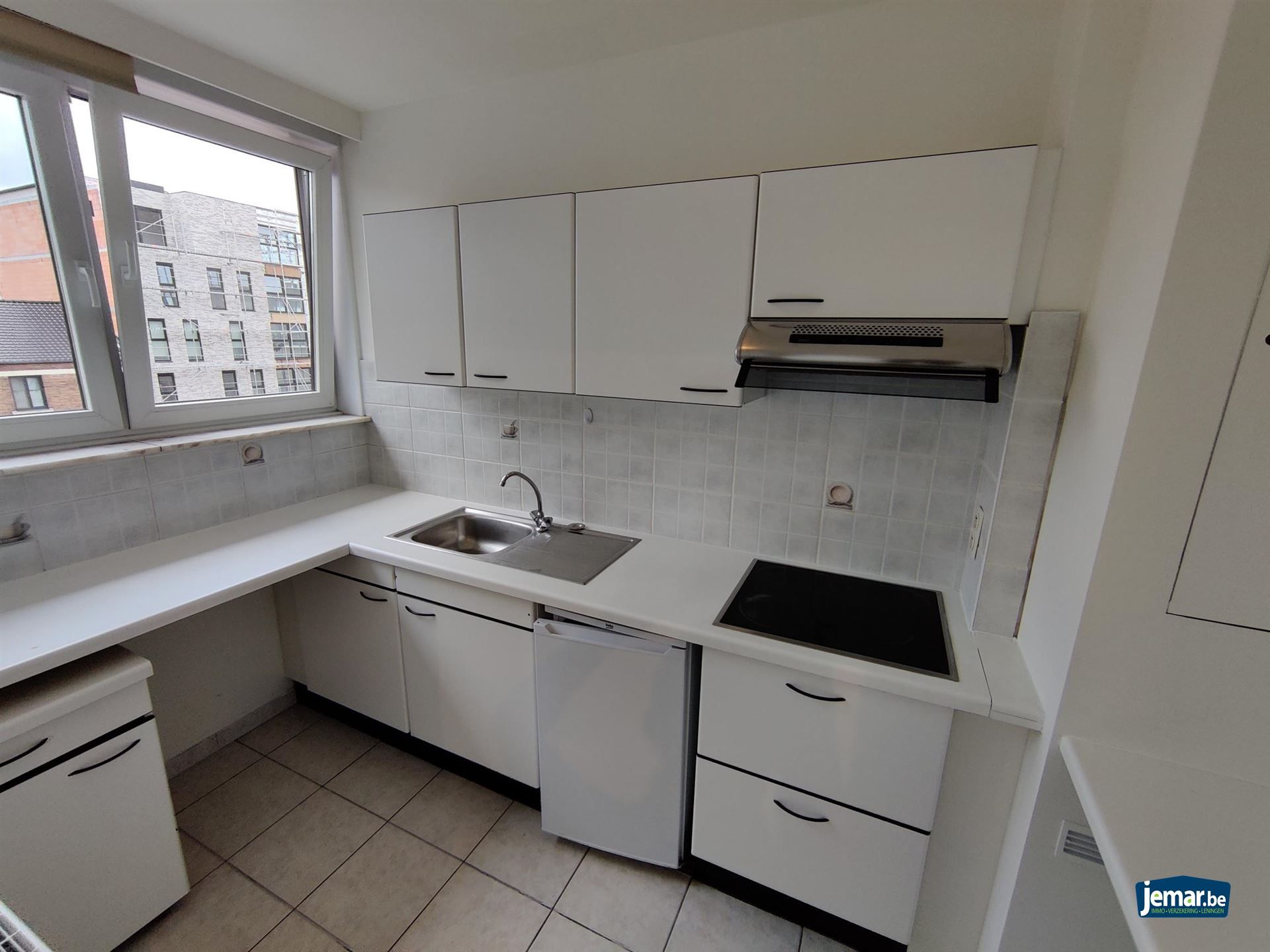 Appartement met 2 slaapkamers en garage foto 2