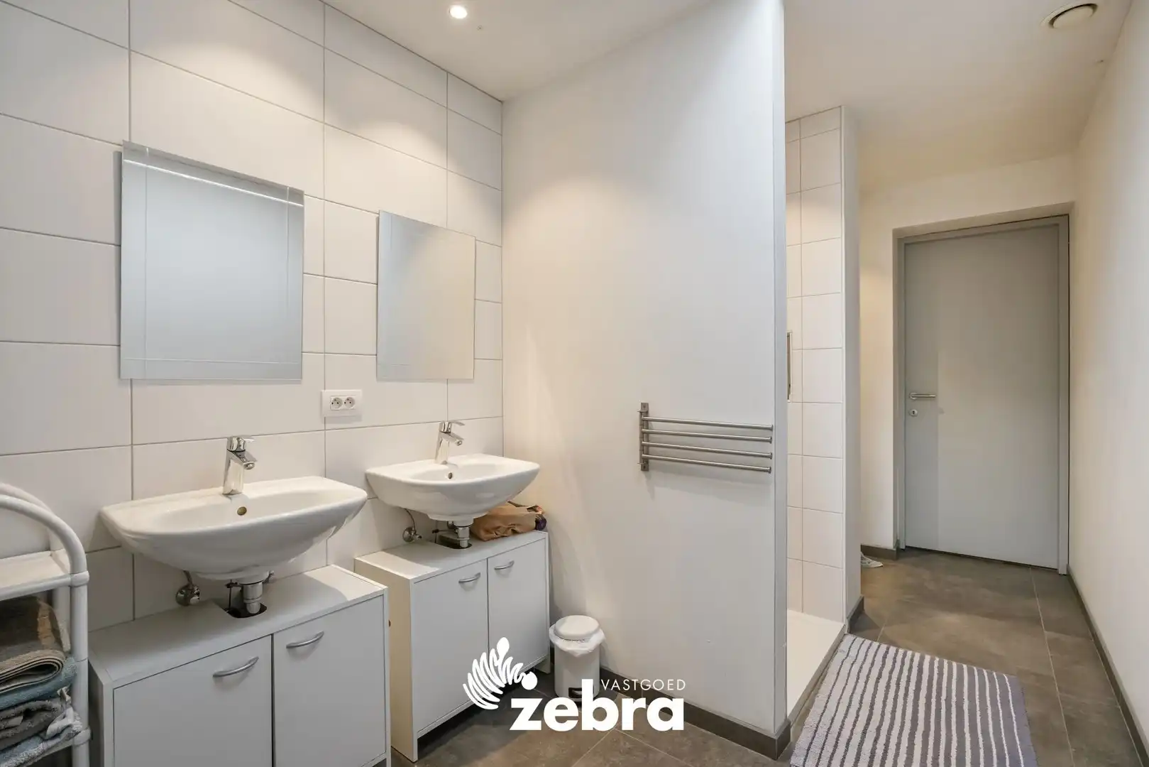 Ruime woning met mogelijkheid tot 4 slaapkamers te Roeselare! foto 9