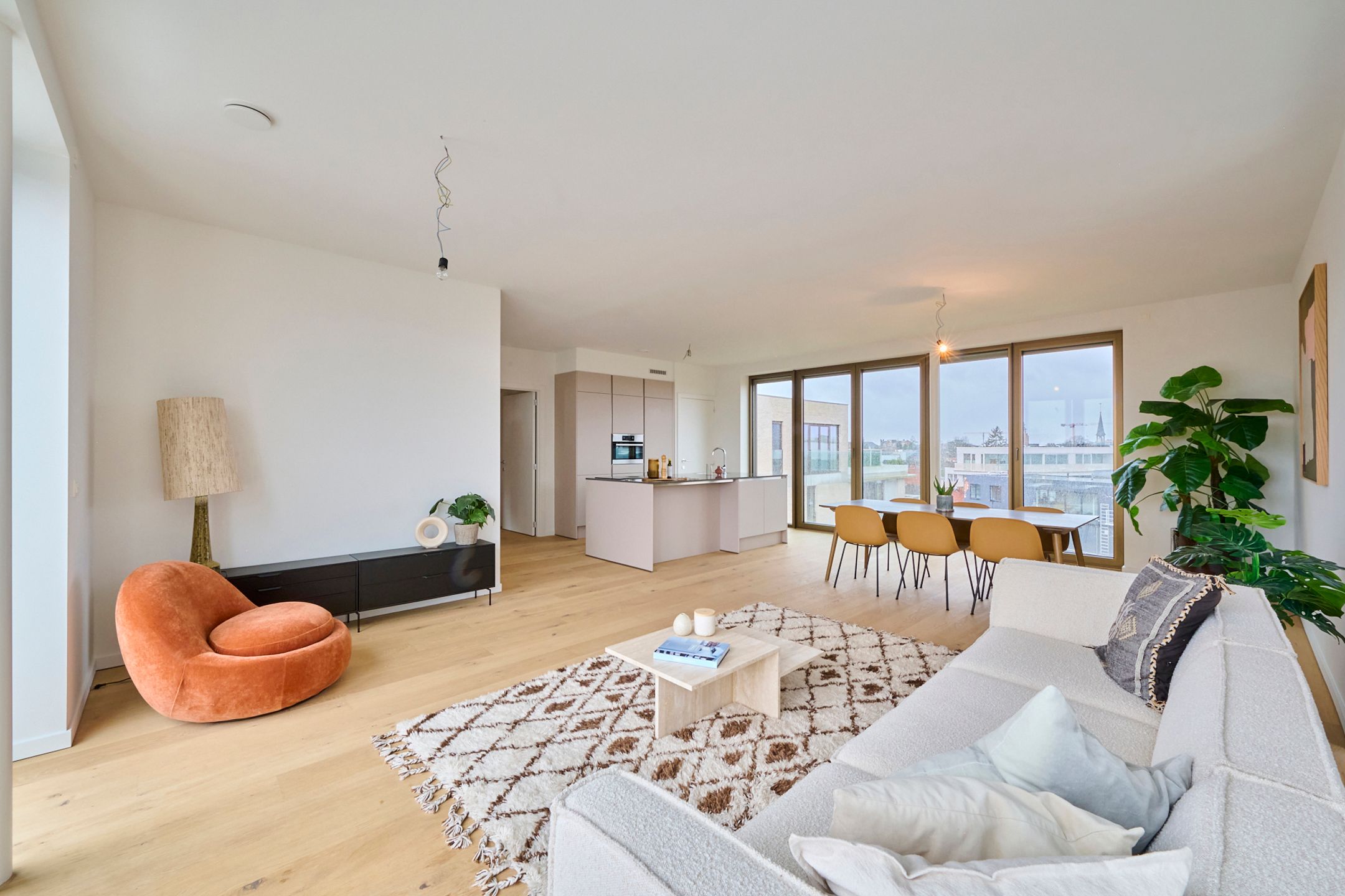 PENTHOUSE 146m², TERRAS 68m², 2 SLAAPKAMERS, 2 BADKAMERS foto 2