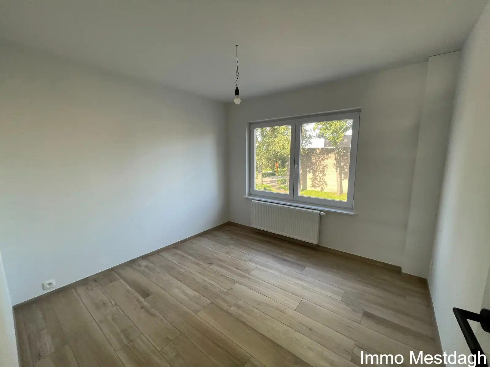 Ruim en modern afgewerkt duplexappartement (3 SLK) in het centrum van Paal foto 12