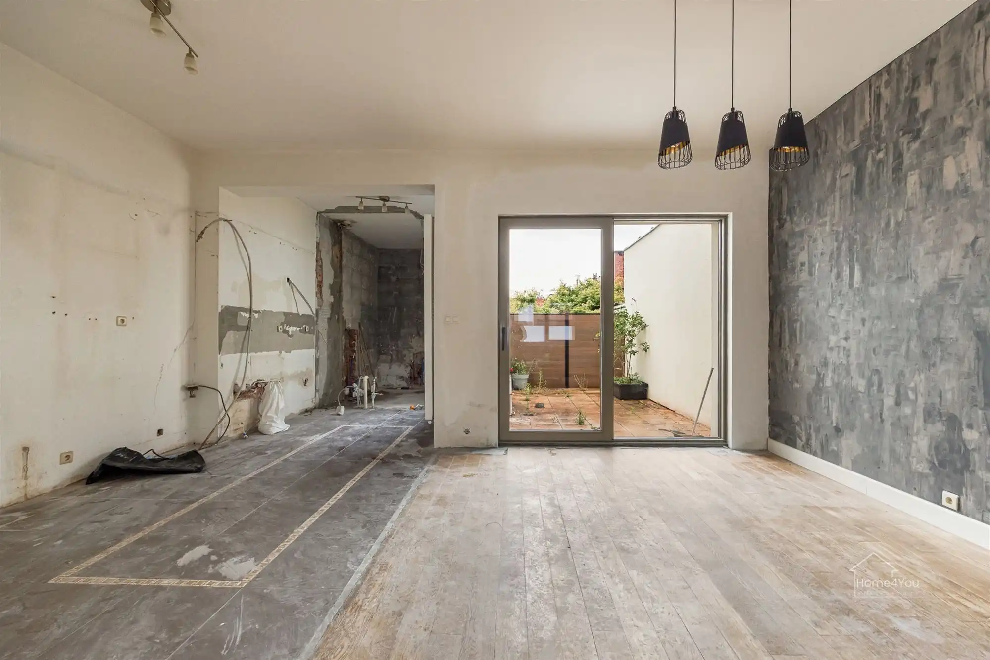 Af te werken woning met tal van mogelijkheden op een uitstekende locatie te Wilrijk foto 6