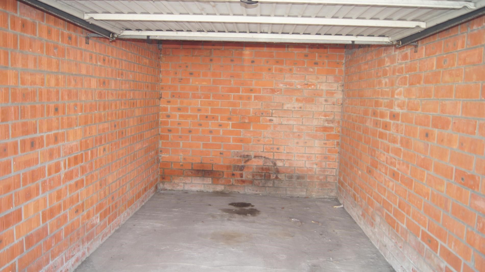 Garage nabij centrum Tienen foto 2