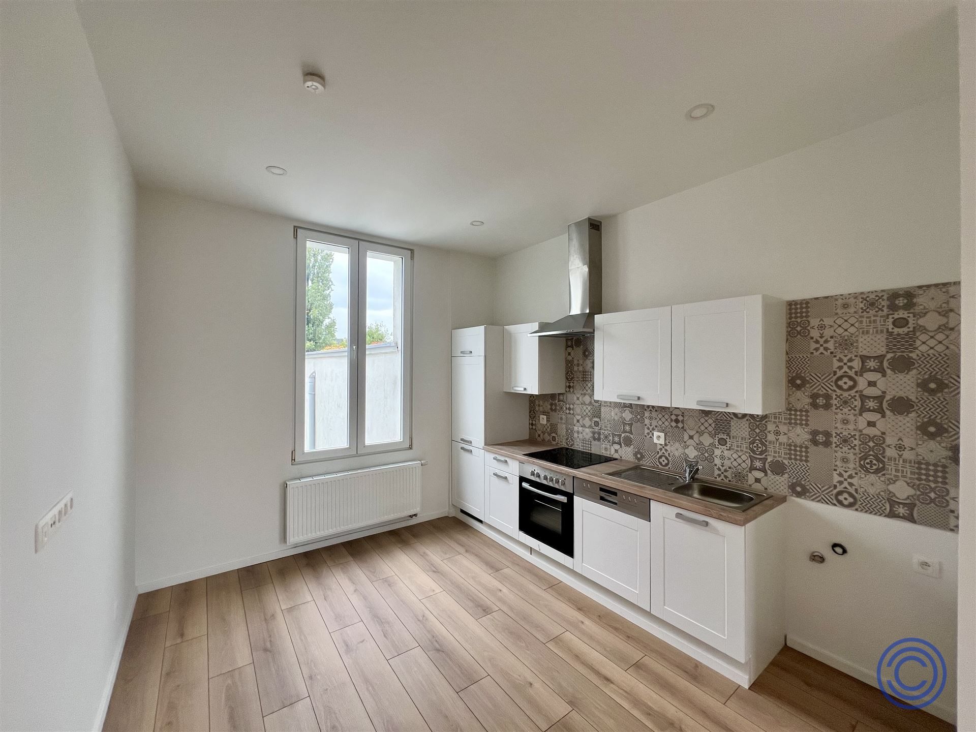 Prachtig gerenoveerde 1-slpk duplex! foto 3
