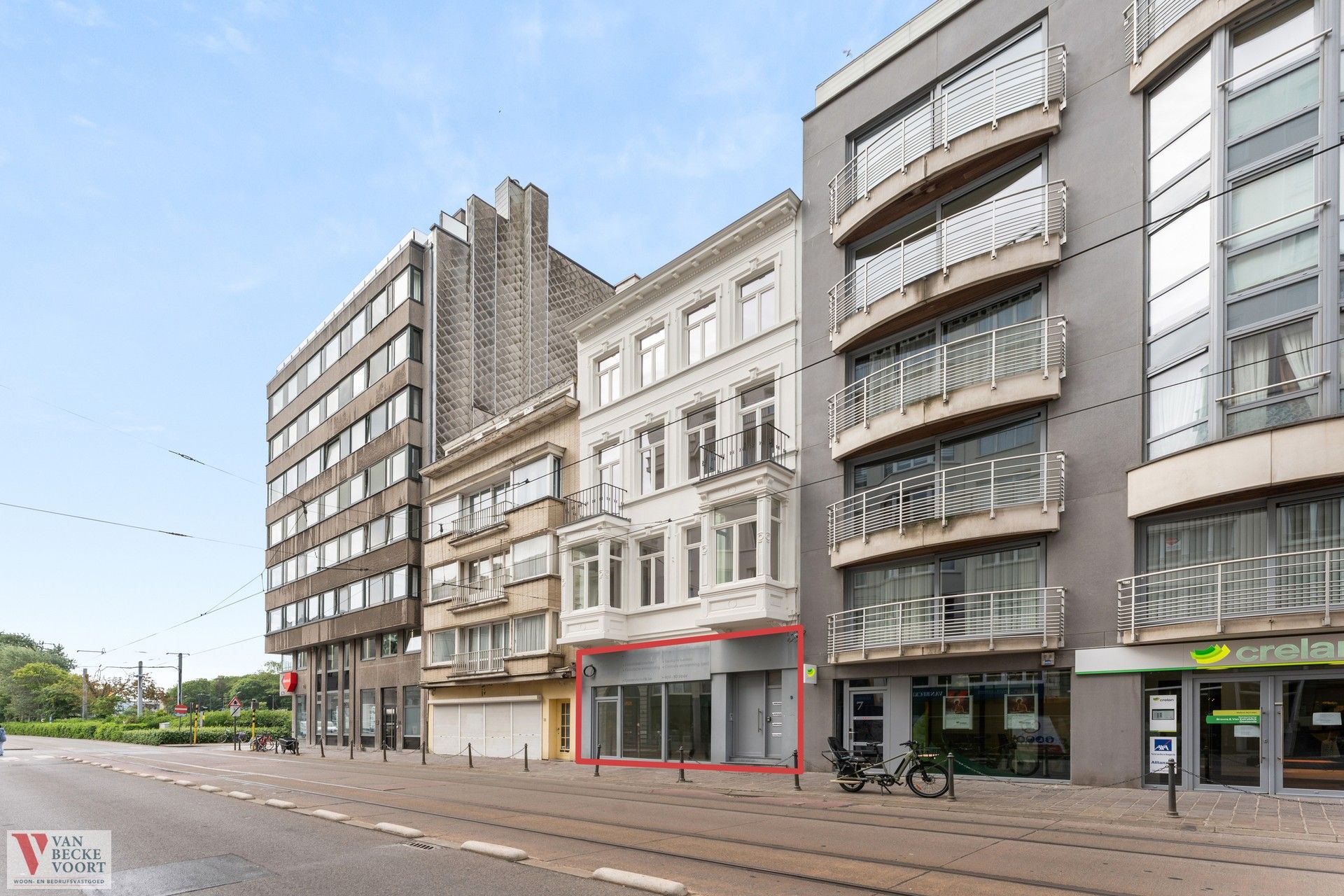 Commerciële unit 47m² foto {{pictureIndex}}