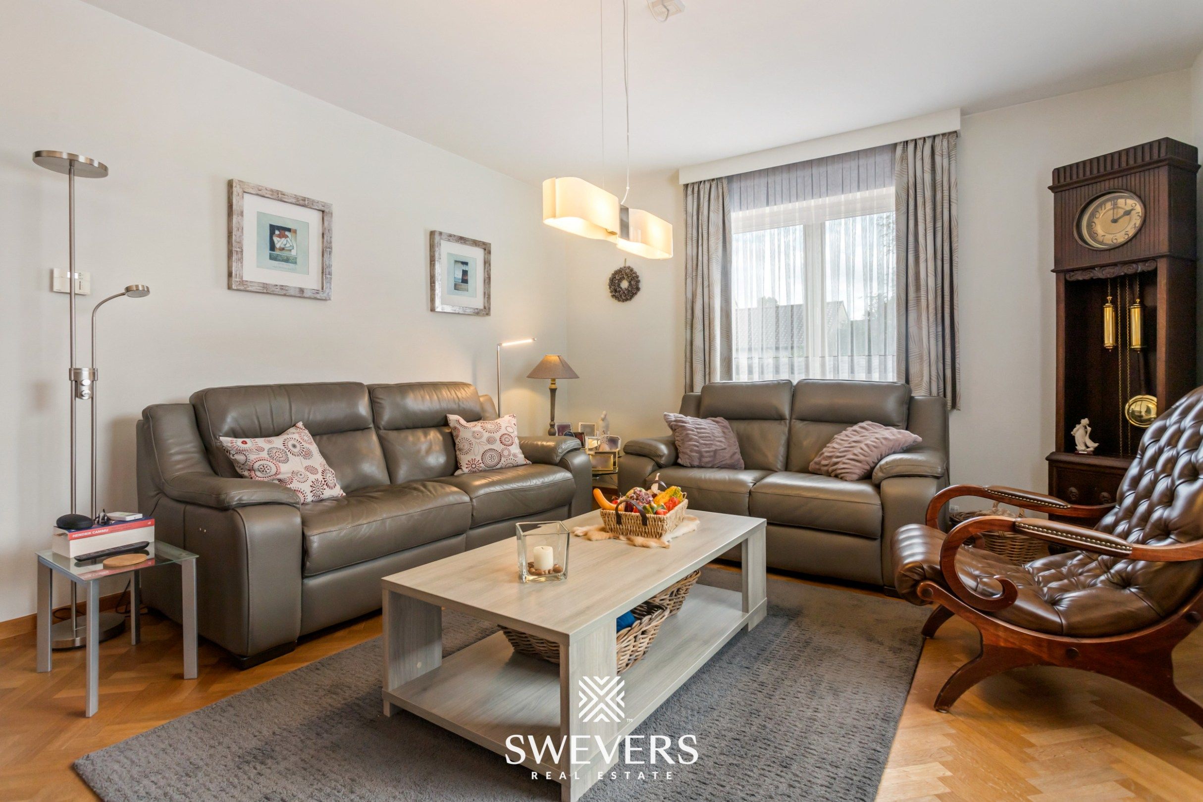 Ruime instapklare gezinswoning met 4 slaapkamers in rustige straat vlakbij Hasselt foto 2