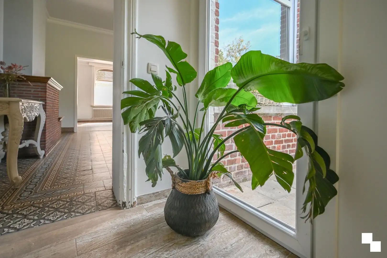 Charmante herenwoning met 4 à 5 slaapkamers te Izegem foto 9