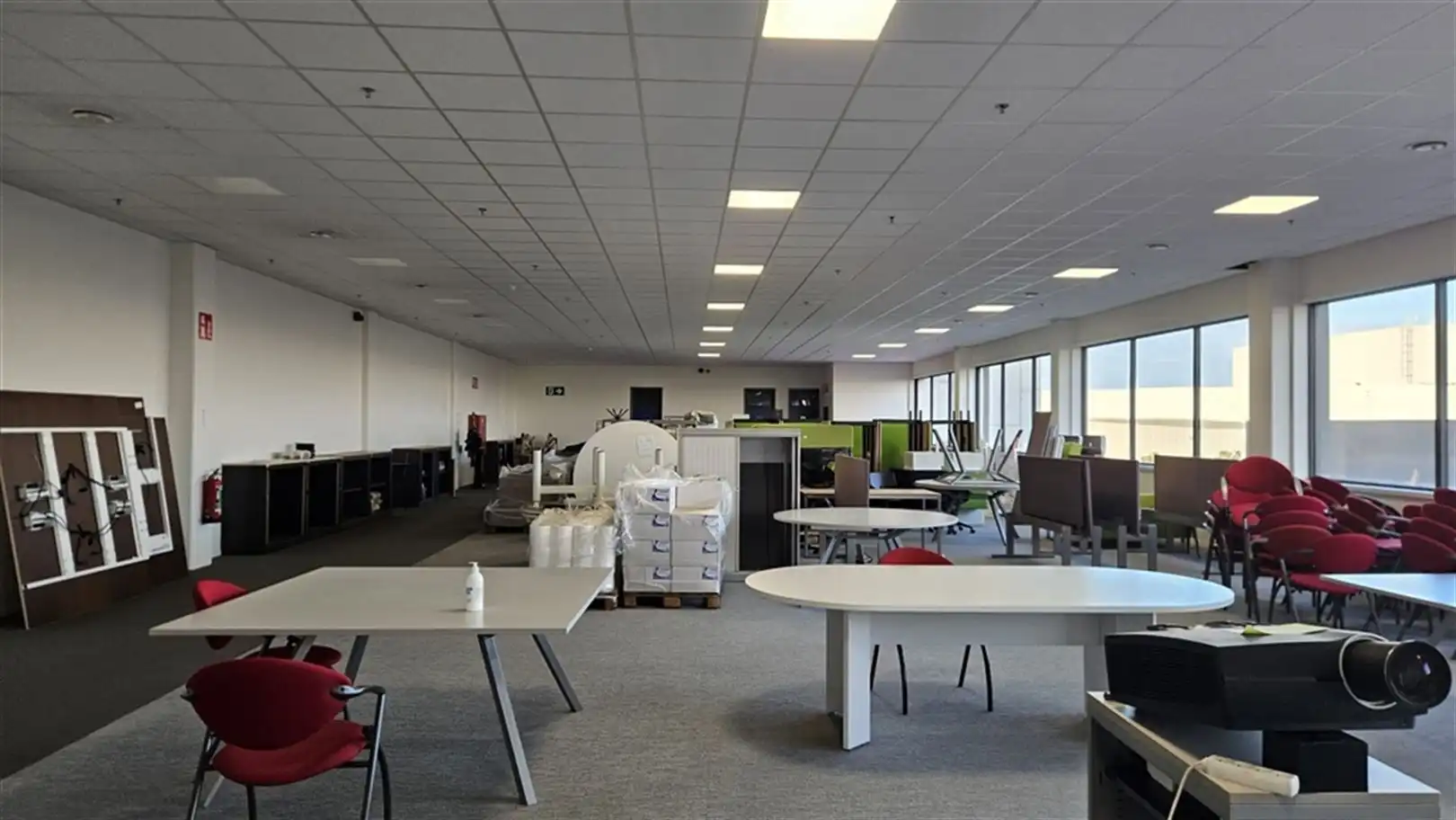 Logistiek met kantoren foto 23