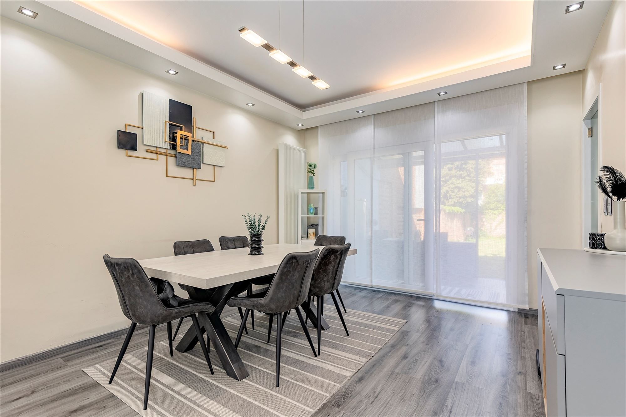 Gerenoveerd huis met 3 slpk en tuin te Antwerpen grens Wilrijk foto 5