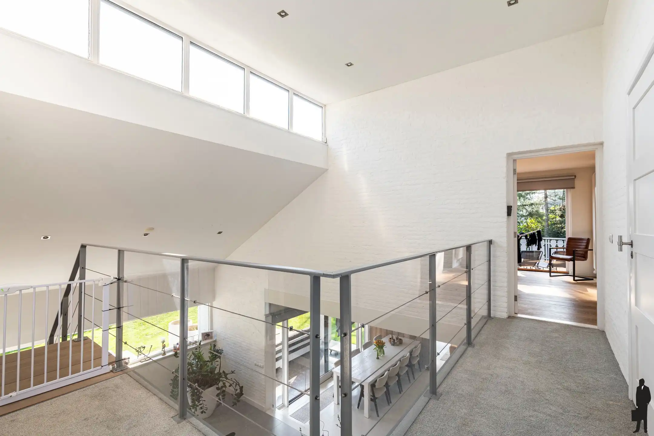 In de Meerse bergen treffen we op een ruim perceel van ca. 2.735m² deze knappe, lichtrijke villa foto 28