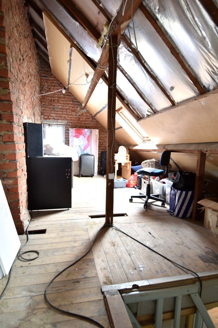 Halfopen bebouwing met 3 slaapkamers, tuin en garage te koop in doodlopende straat te Wevelgem foto 14