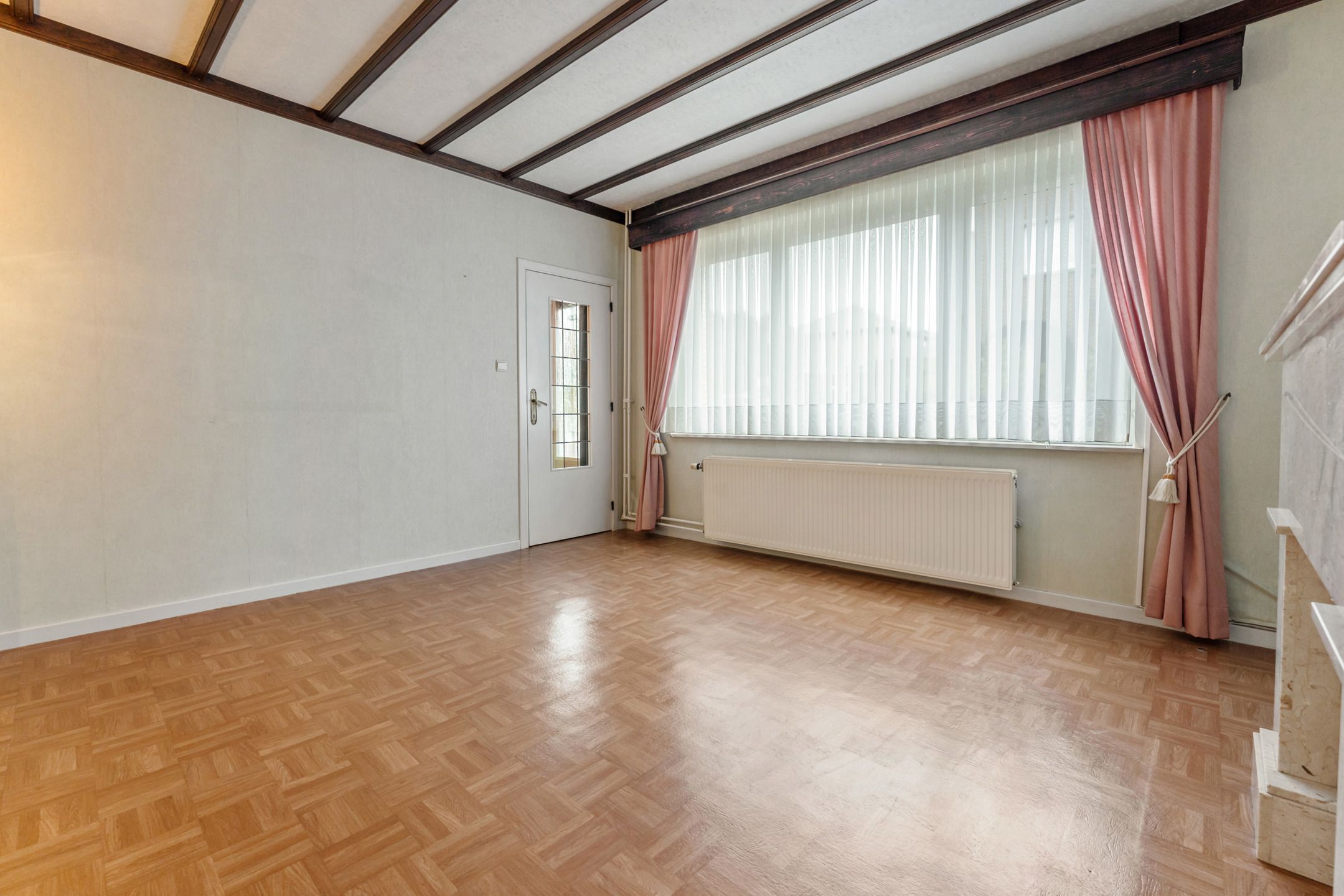 Te renoveren woning met garage op 4a30 te Zussen foto 4