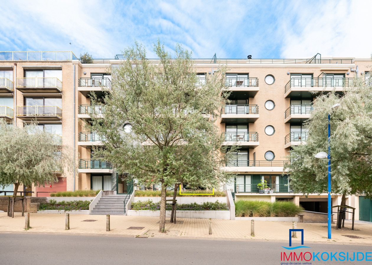 Modern appartement met 2 slaapkamers en zijdelings zeezicht foto 15