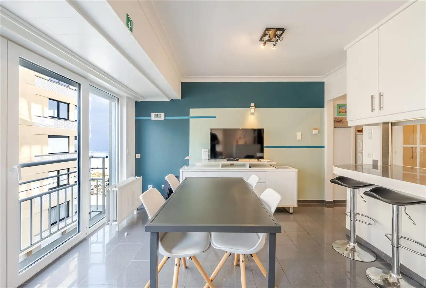 Instapklare studio met zeezicht foto 5