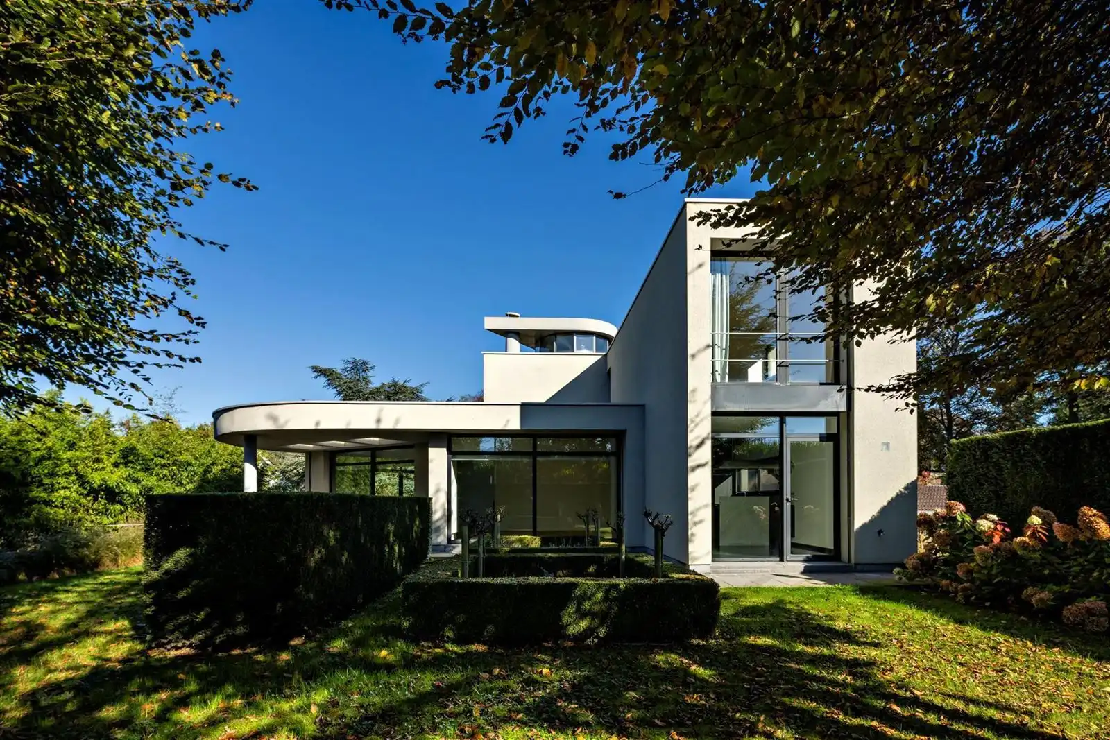 Villa met 3 slaapkamers & 2 badkamers te Dworp foto 2