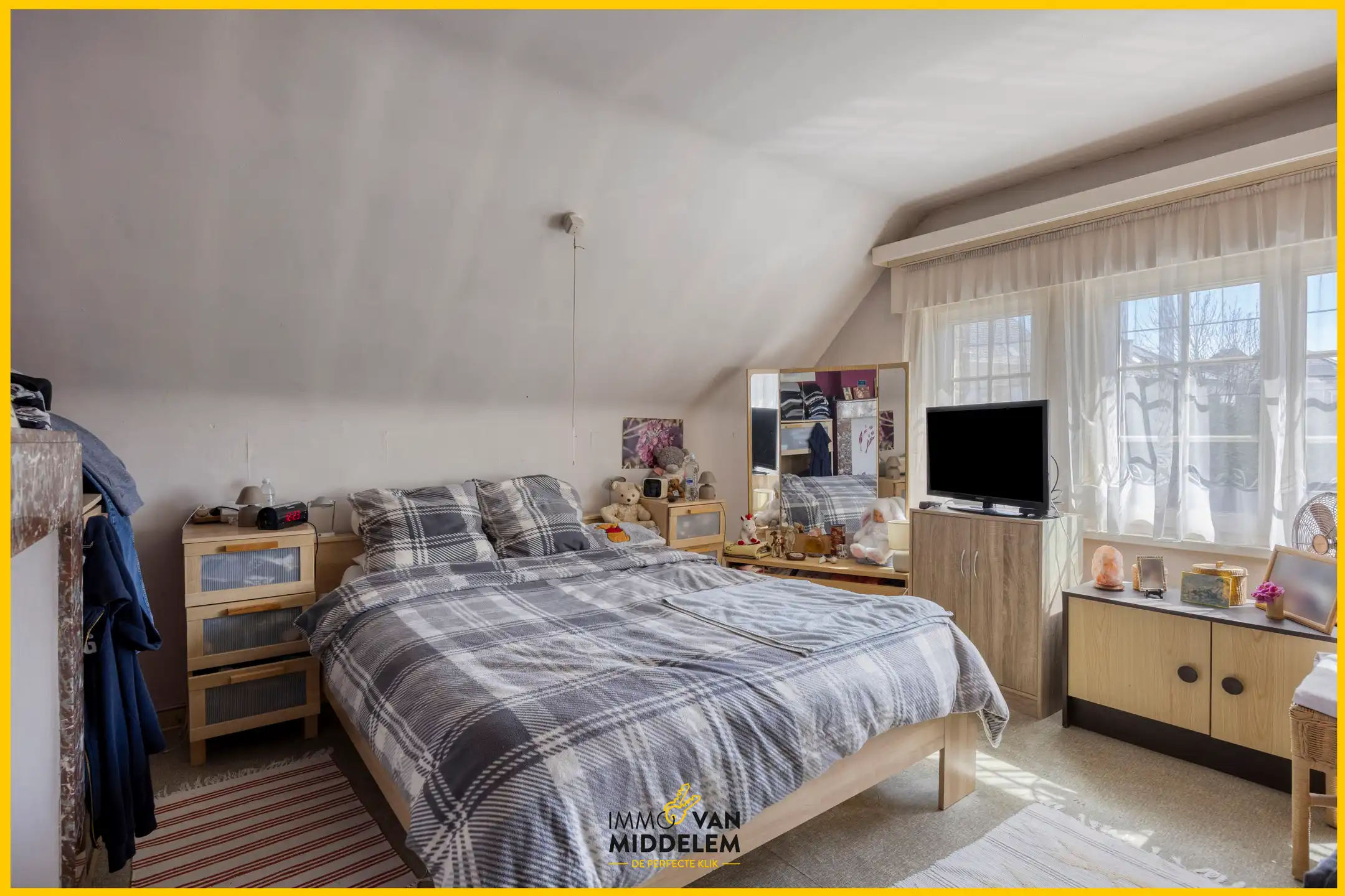 TE RENOVEREN STARTERSWONING MET 2 KAMERS EN TUIN foto 10