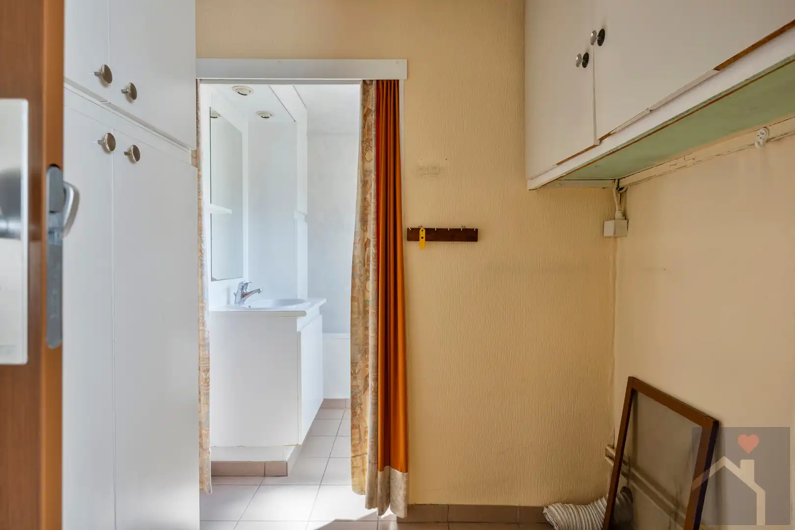 Charmante woning met karakter en renovatiemogelijkheden foto 17