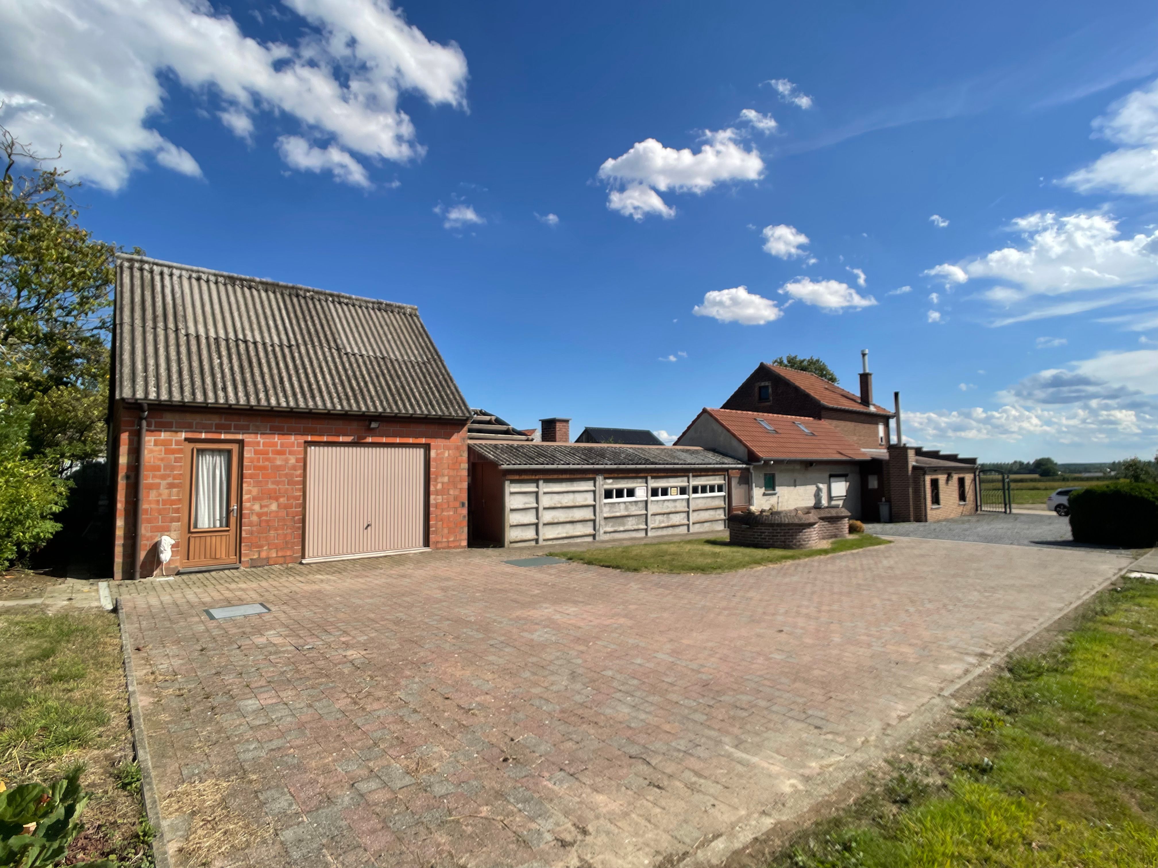Op te frissen woning op ruim perceel midden in de natuur foto 29