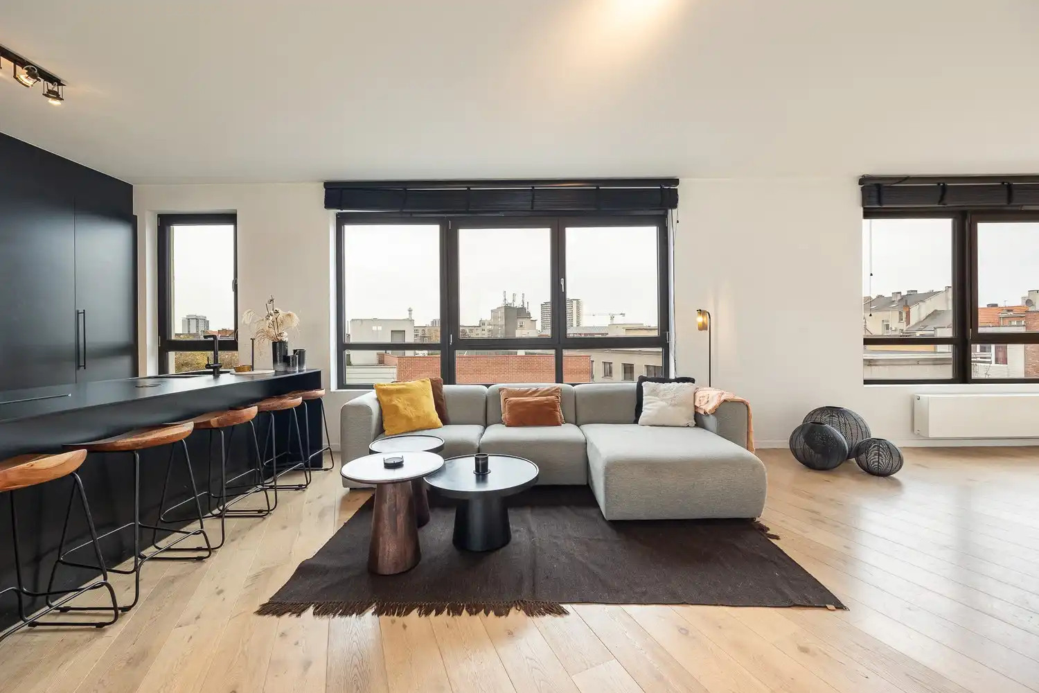 In Optie: Penthouse met wow-factor in hartje Antwerpen-Zuid foto 2
